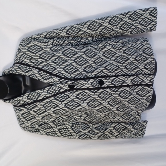 Bob Mackie Button Front Black and White Printed Fleece Jacket - Picture 2 of 6